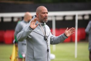 Eric Chelle yet to sign new Super Eagles contract as Algeria, Cote d’Ivoire look his way 