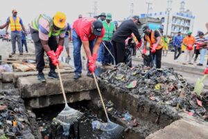 Lagos returns to last “Saturday of the month environmental sanitation” life style